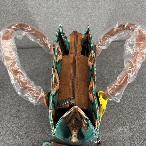 Wrangler Southwestern Small Crossbody Tote Bag Green WG2203-8120S\STQ - Picture 13 of 13